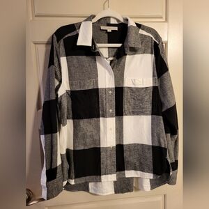 LOFT L B/W Buffalo Plaid Button-Up Shirt With Double Pockets And Button Sleeve!